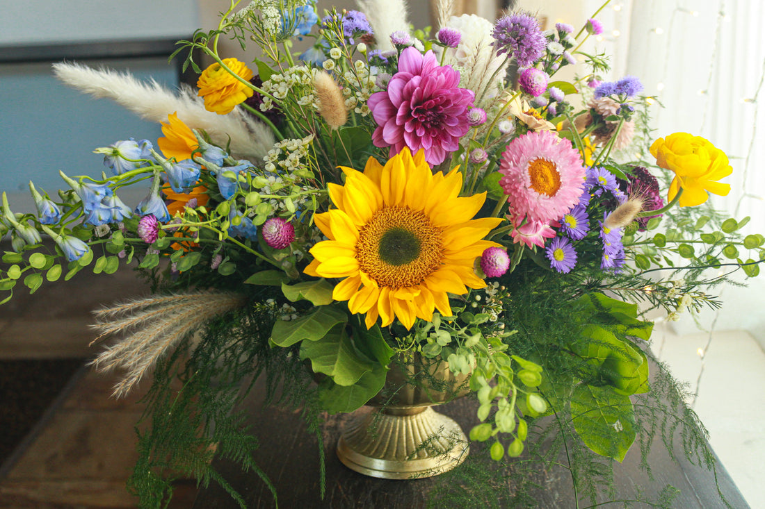 Top 10 Flowers for September Weddings in Massachusetts