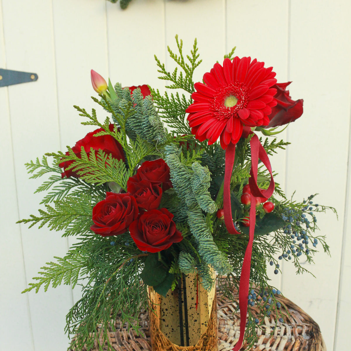 Modern Mercury Gold Arrangement